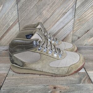 Danner Jag The Teton Mens Outdoor Hiking Boots Size 9.5 D 37348 DISTRESSED.